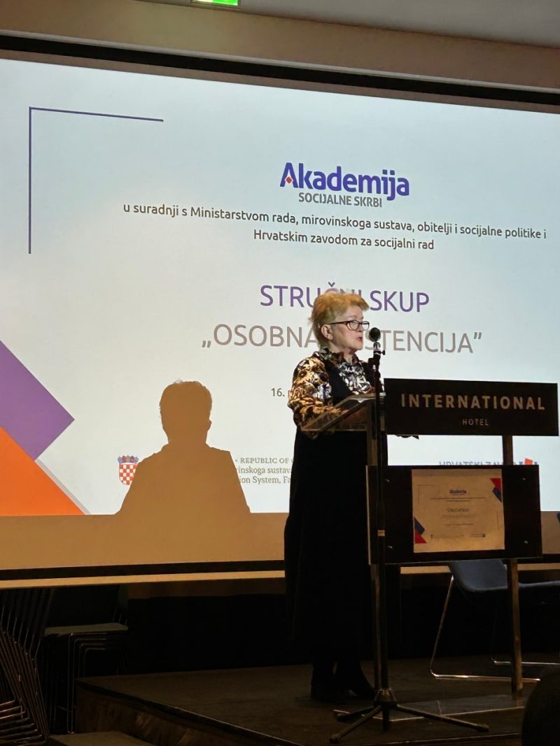 Strucni-skup-Osobna-asistencija-uomd-rijeka.-4