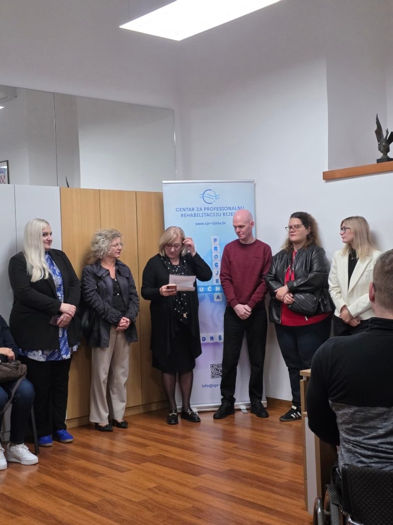 Zavrsna-svecanost-3.-generacije-Virtualne-radionice-Centra-za-profesionalnu-rehabilitaciju-Rijeka-uomd-rijeka-3