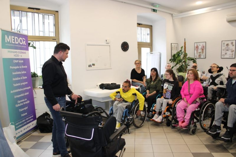 Informativno-predavanje-o-suvremenim-ortopedskim-i-medicinskim-pomagalima-uomd-rijeka-2