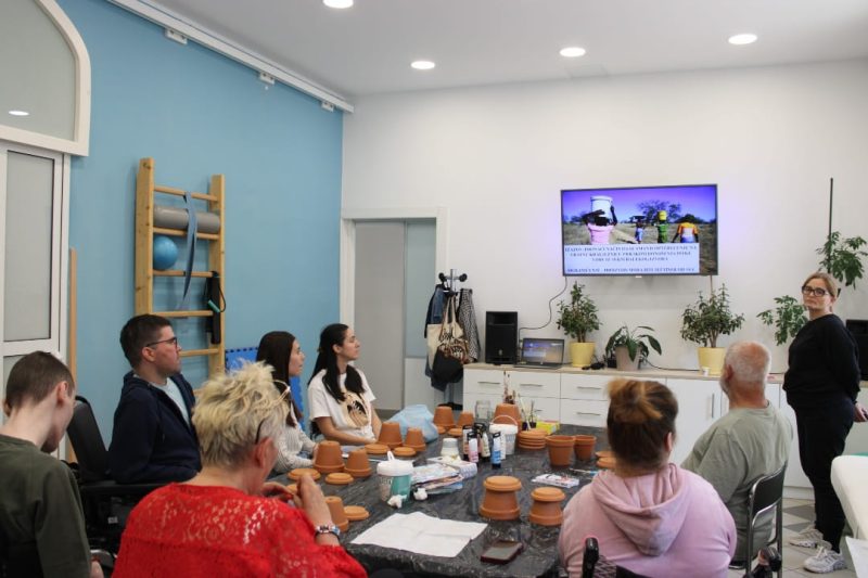 Kreativne radionice i edukacija za članove Udruge uomd rijeka-1