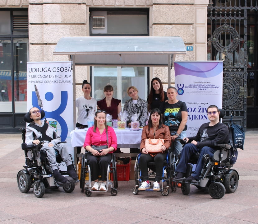 Obilježen Nacionalni dan osoba oboljelih od neuromuskularnih bolesti na Korzu uomd rijeka-3