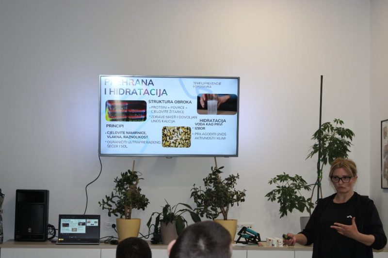 Aktivno upravljanje zdravljem u sklopu pete edukacije programa Podrška za snagu uomd rijeka-5