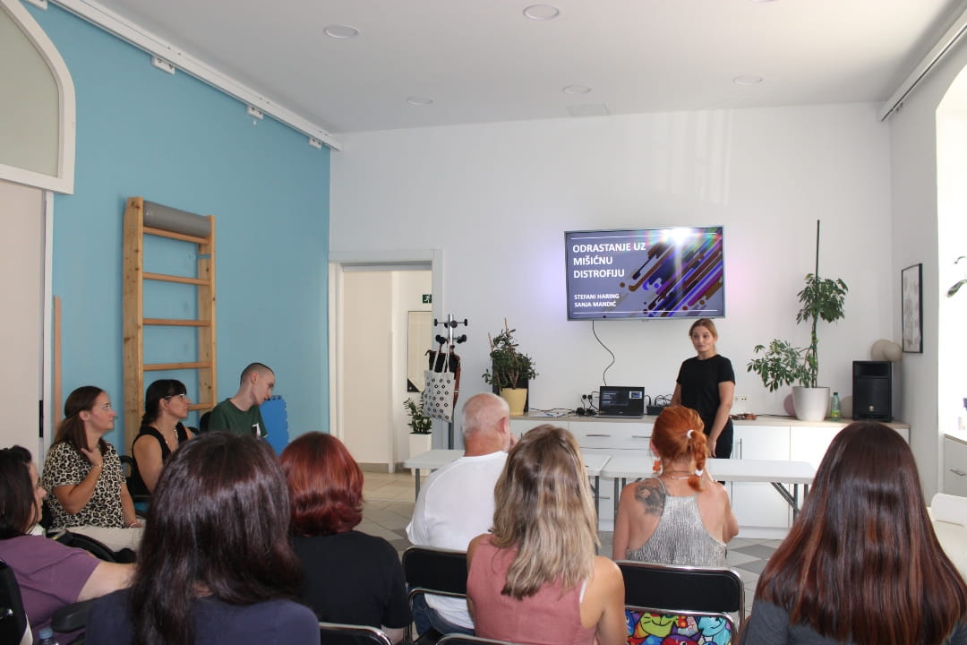 Sedma edukacija programa Podrška za snagu Razgovor o odrastanju uz mišićnu distrofiju uomd rijeka